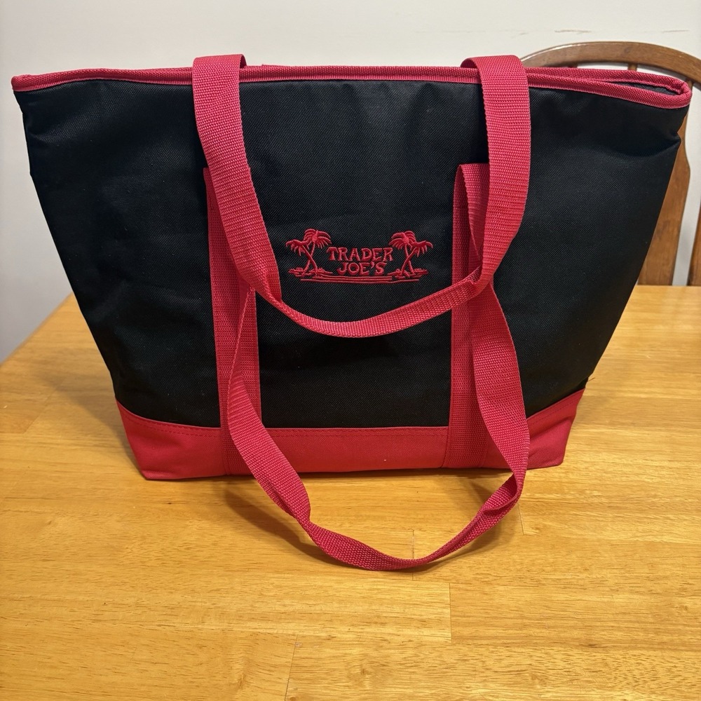 Trader Joe's Insulated Tote Shopping Bag Red Black Large 15"x13"x6" Hot Cold